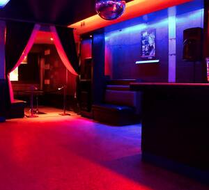 Li Ly Lounge Reviews User Reviews For Li Ly Lounge Little Italy Toronto Li Ly Lounge Reviews User Reviews For Li Ly Lounge Little Italy Toronto